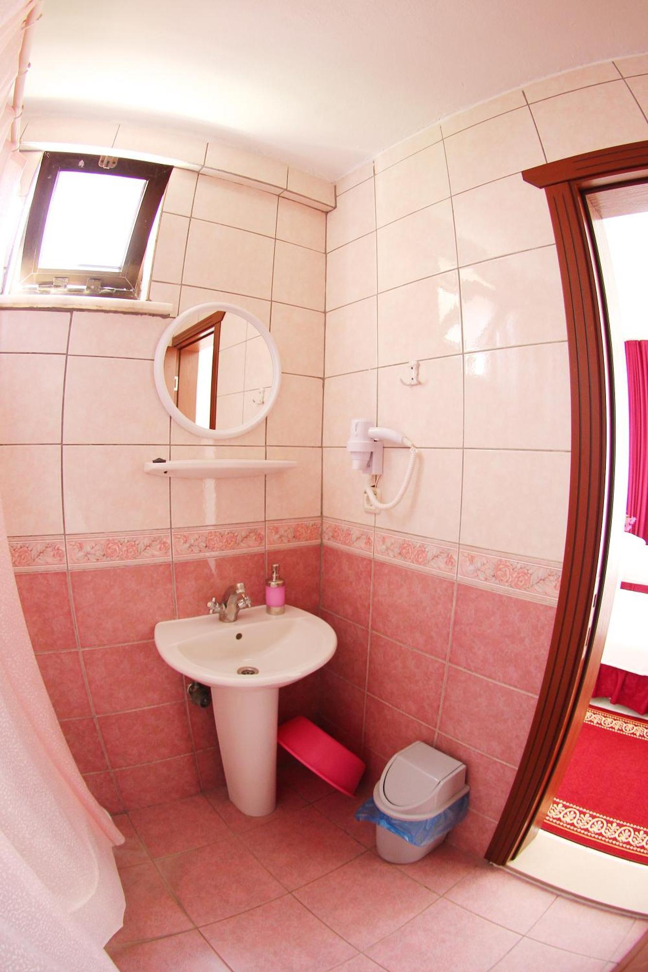 Standard Double or Twin Room,1551548800:JPEG