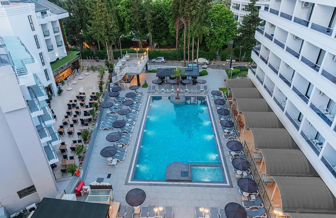 K Maris Hotel-1