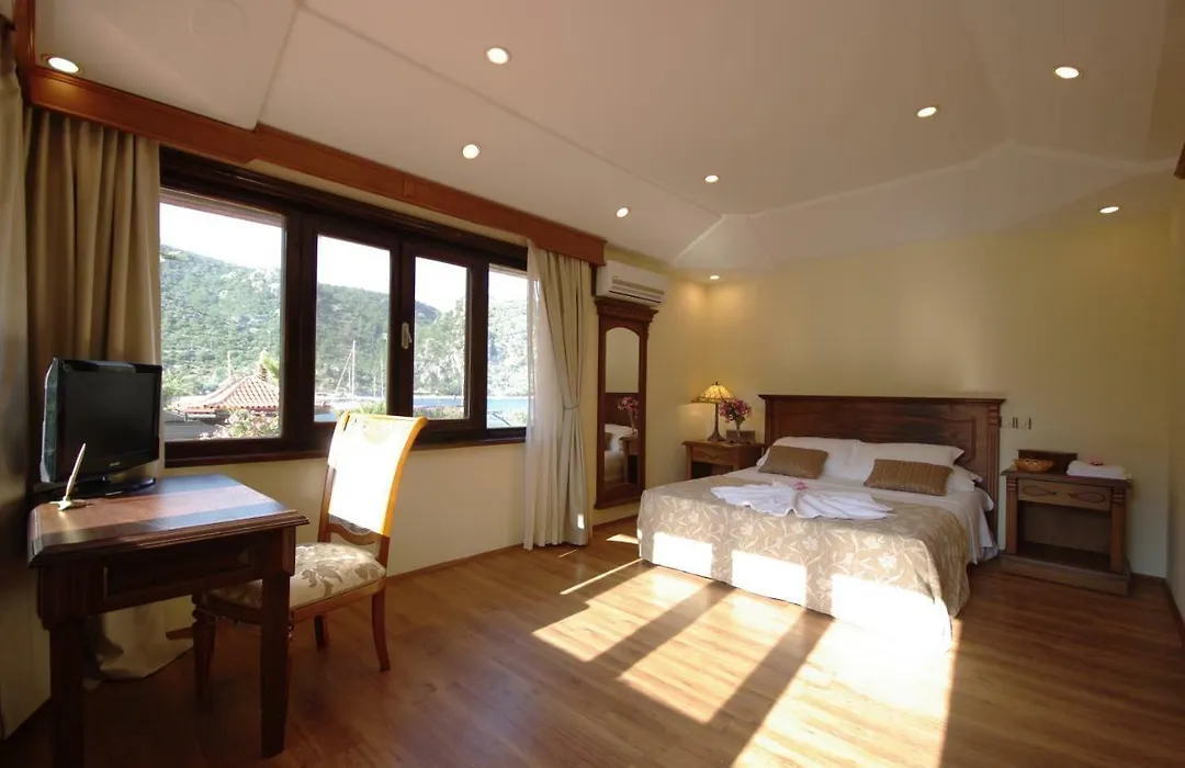 Alarga Sail Boutique Hotel & Yacht Club-1