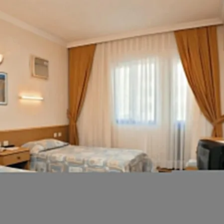 Hotel Pineta Club-3
