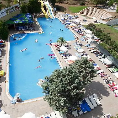 Smart Voxx Resort Hotel-2